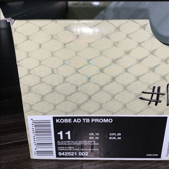 Kobe Nike shoes main image 4